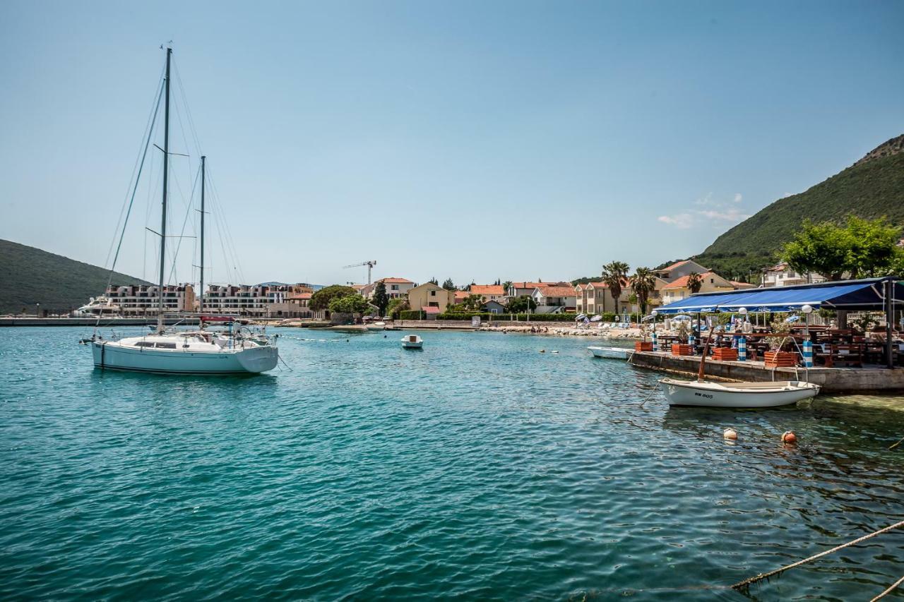 Blue Sea Apartamento Herceg Novi Exterior foto