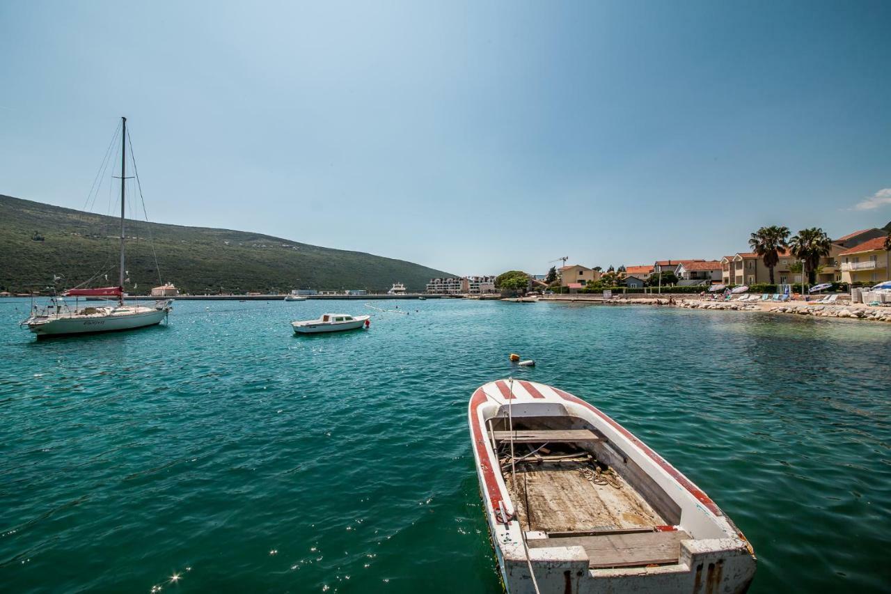 Blue Sea Apartamento Herceg Novi Exterior foto